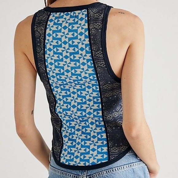 We The Free to hot to handle in blue combo size L - Picture 2 of 3